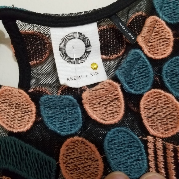 Akemi + Kin Anthropologie Kalila Embroidered Tank - Picture 5 of 8